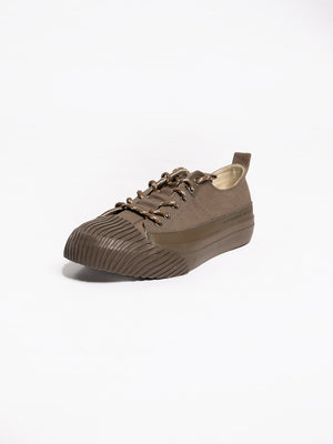 Canvas Low Top Sneaker