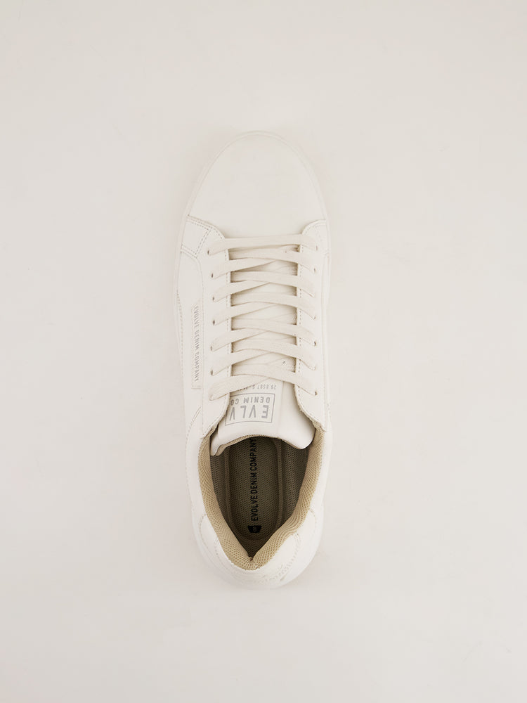 
            
                Load image into Gallery viewer, ICON WHITE SNEAKER
            
        