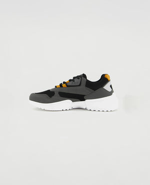 Chuncky Sneaker.Orange Accents.