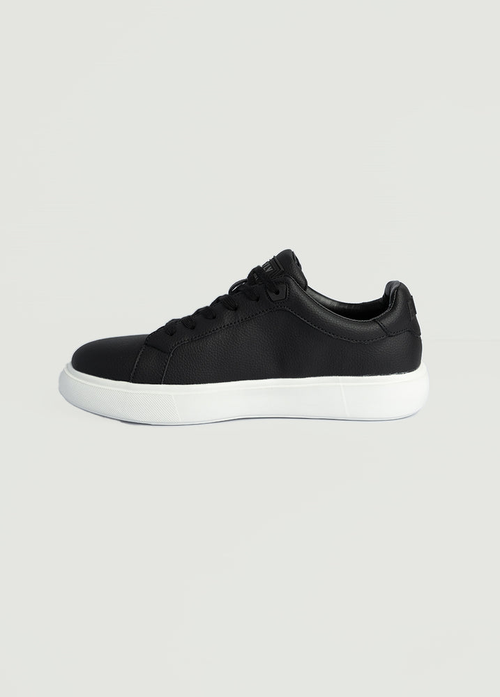 Evolve Black Chunky Icon Sneaker