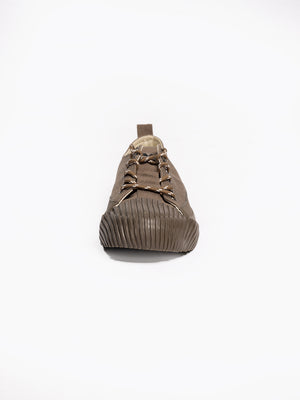 Canvas Low Top Sneaker
