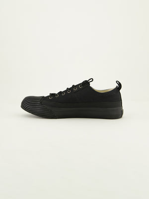 Canvas Low Top Sneaker