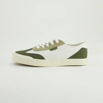 Canvas Sneaker.