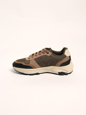 Runner Sneaker.